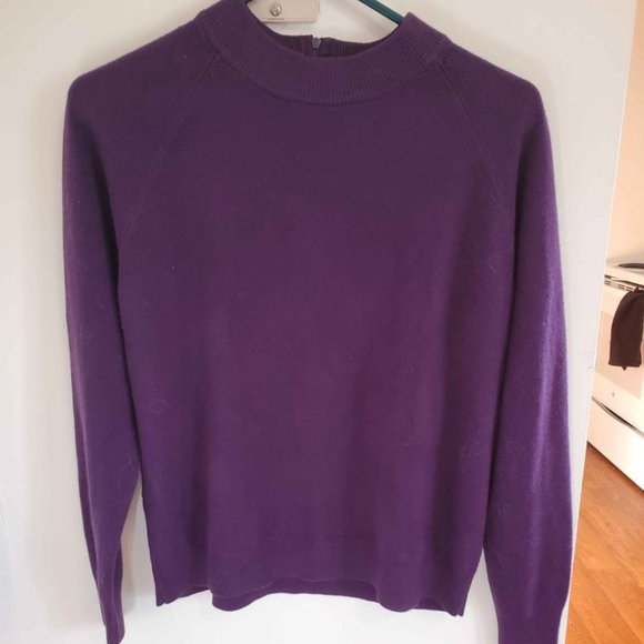 White Stag Sweaters - White Stag Large lightweight Plum pullover Sweater